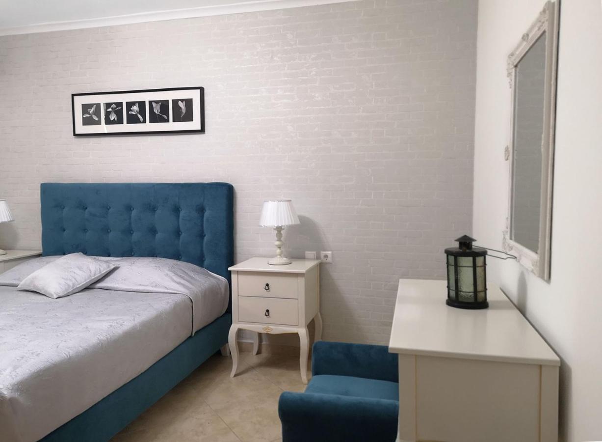 Pirofani Villa Apartments Apolpaina Екстериор снимка