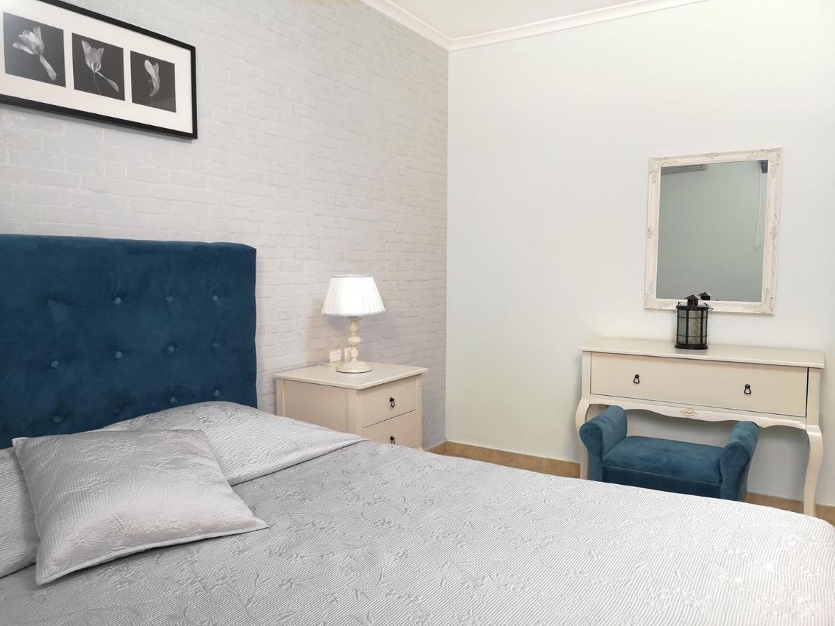 Pirofani Villa Apartments Apolpaina Екстериор снимка