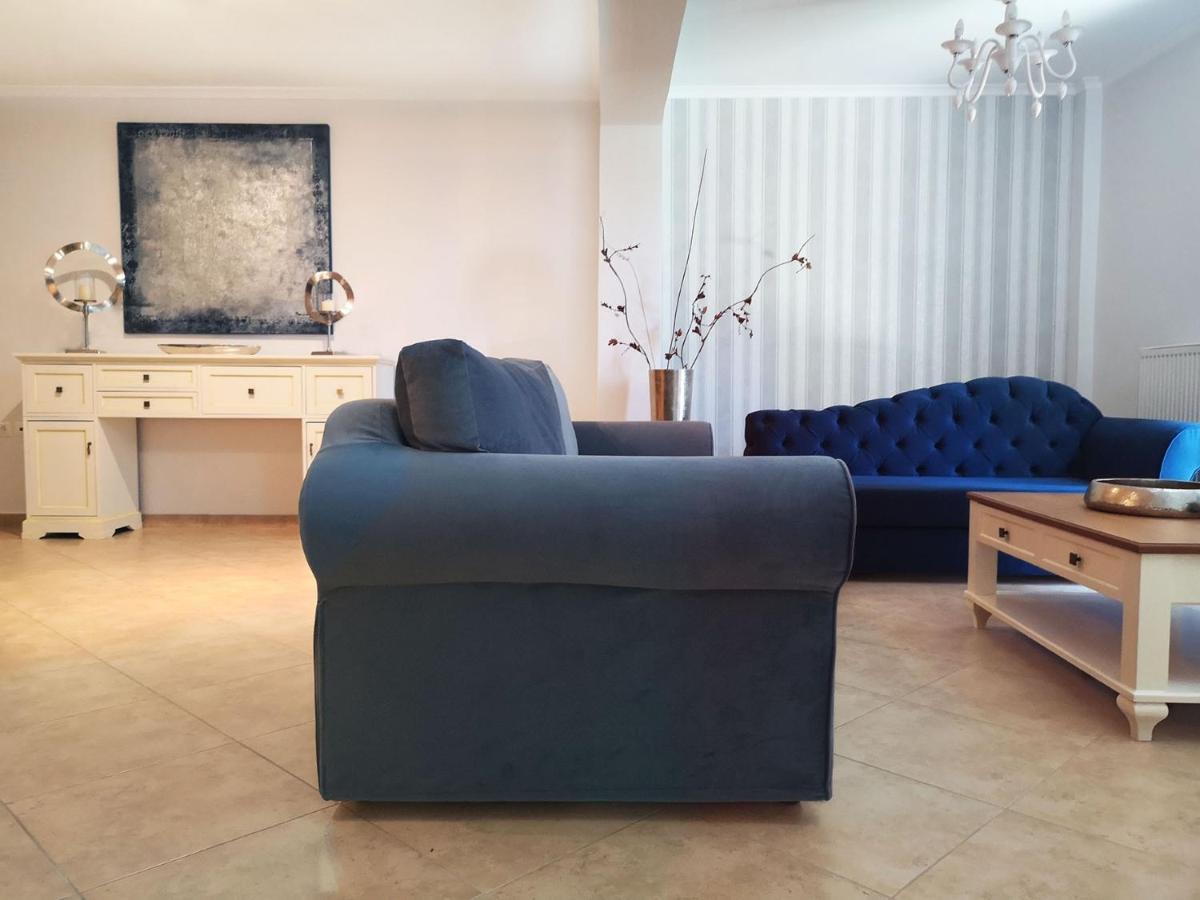 Pirofani Villa Apartments Apolpaina Екстериор снимка