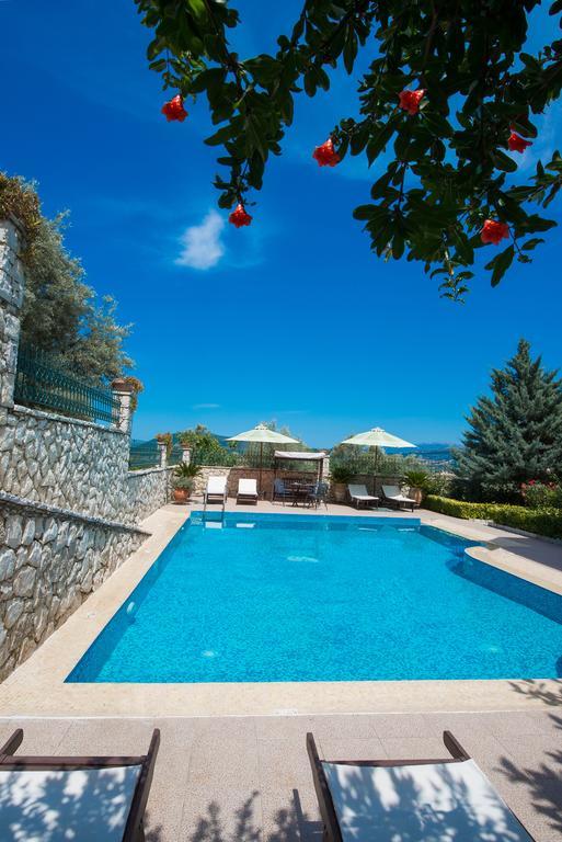 Pirofani Villa Apartments Apolpaina Екстериор снимка