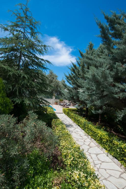 Pirofani Villa Apartments Apolpaina Екстериор снимка