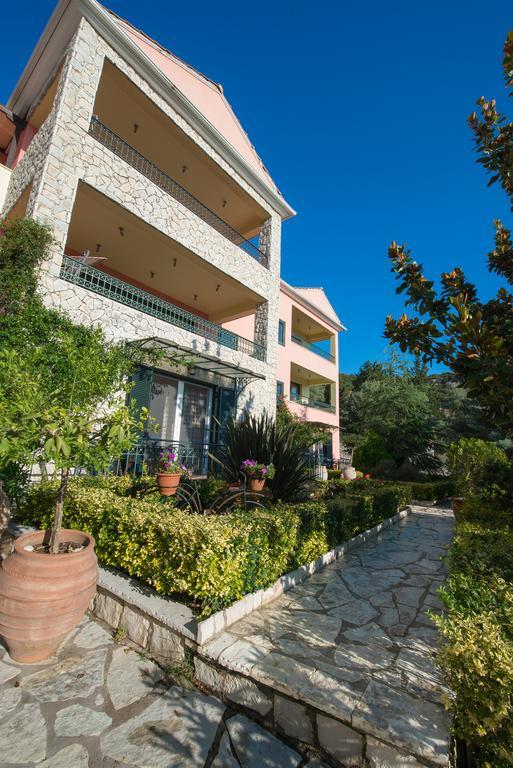 Pirofani Villa Apartments Apolpaina Екстериор снимка